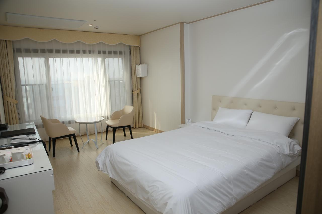 Daebudo Tourist Hotel Ansan Buitenkant foto