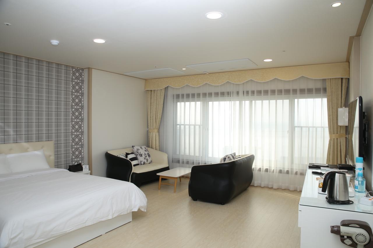 Daebudo Tourist Hotel Ansan Buitenkant foto